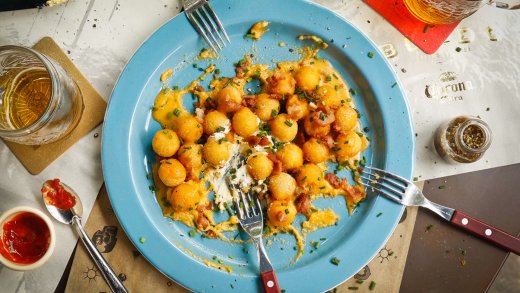 Bord met eten