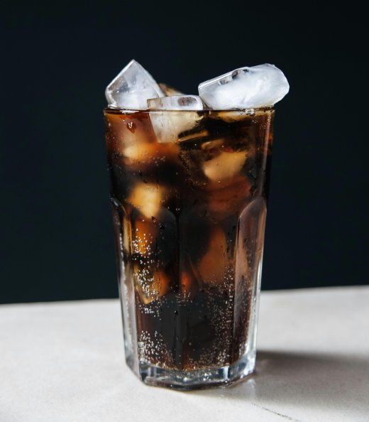 Cola in glas